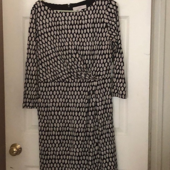 Loft Dress - Picture 1 of 3